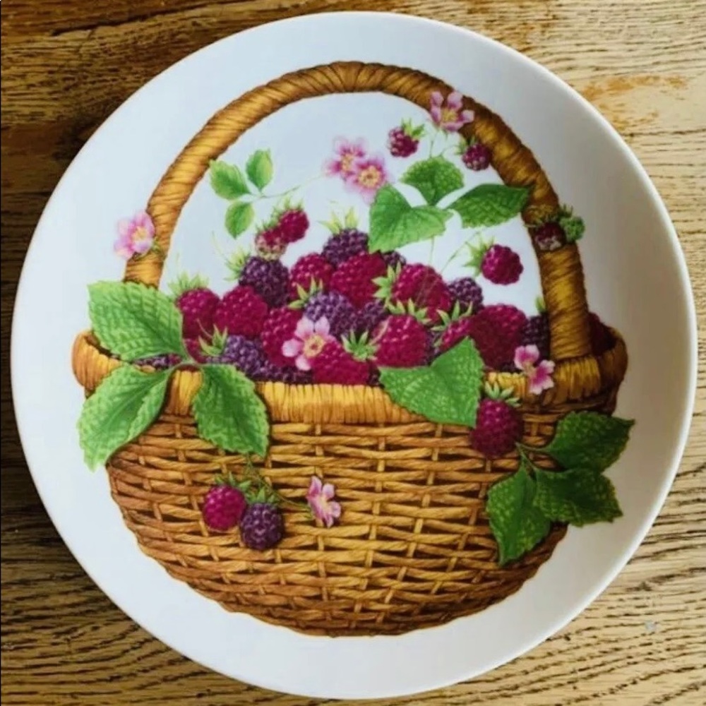 Vintage Avon Summer Fruit Collection Collectors Plate 1985 Babushkacore Cottage